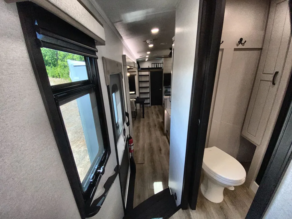 2026 Jayco North Point 395DSDB, Photos photo 17