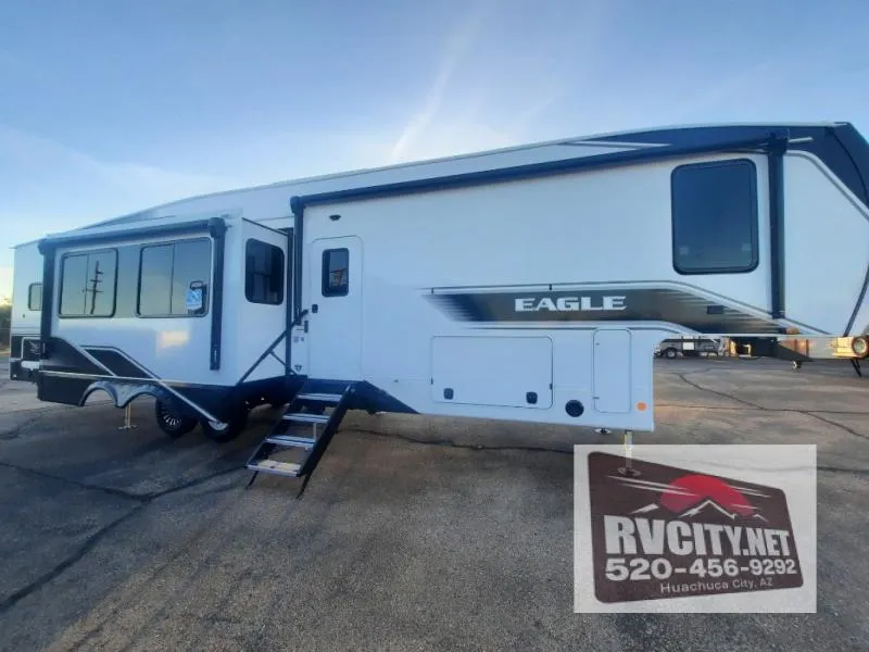 2025 Jayco Eagle 360DBOK - Photo 2