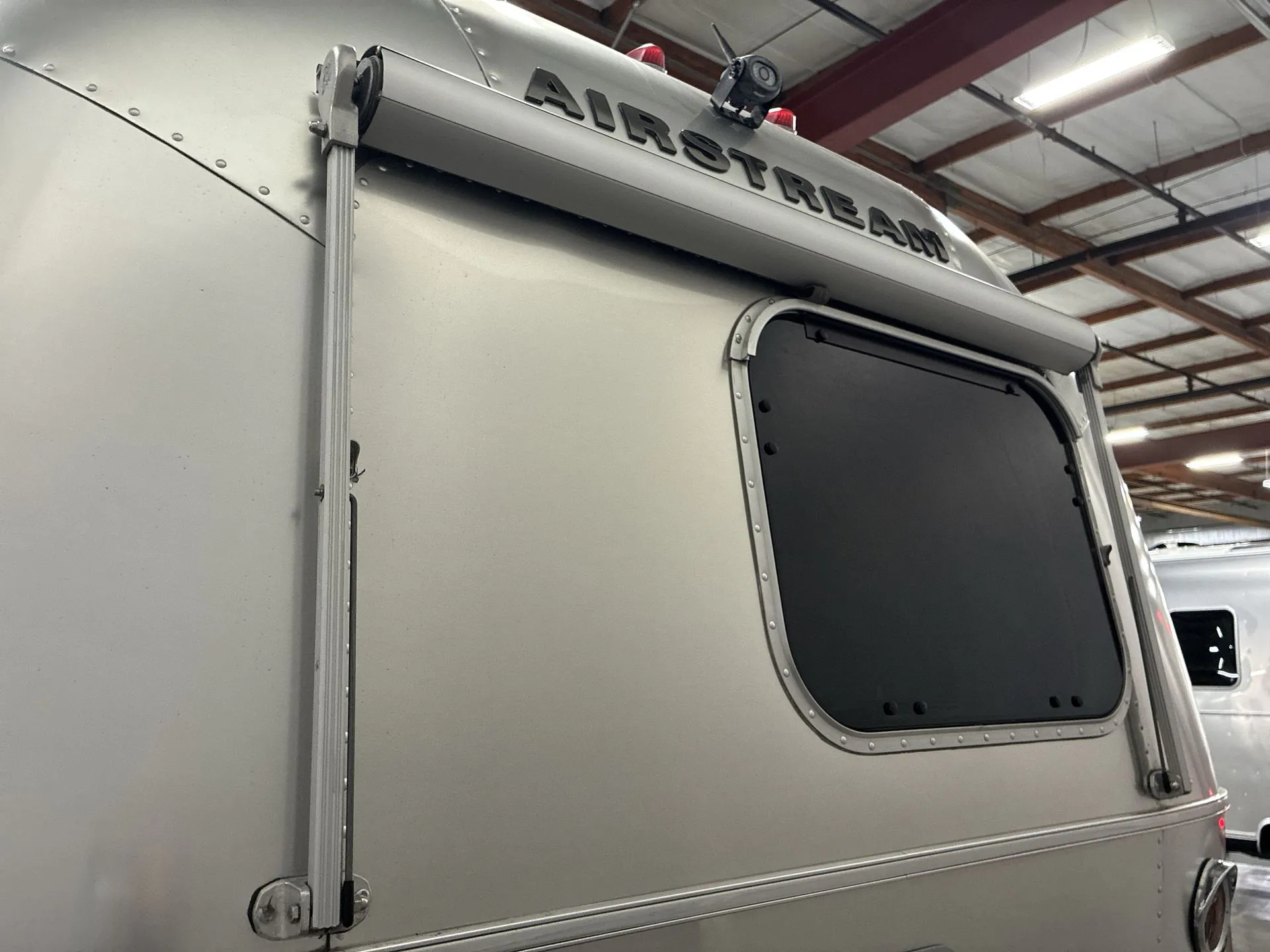 2020 Airstream Caravel 19CB - Photo 4