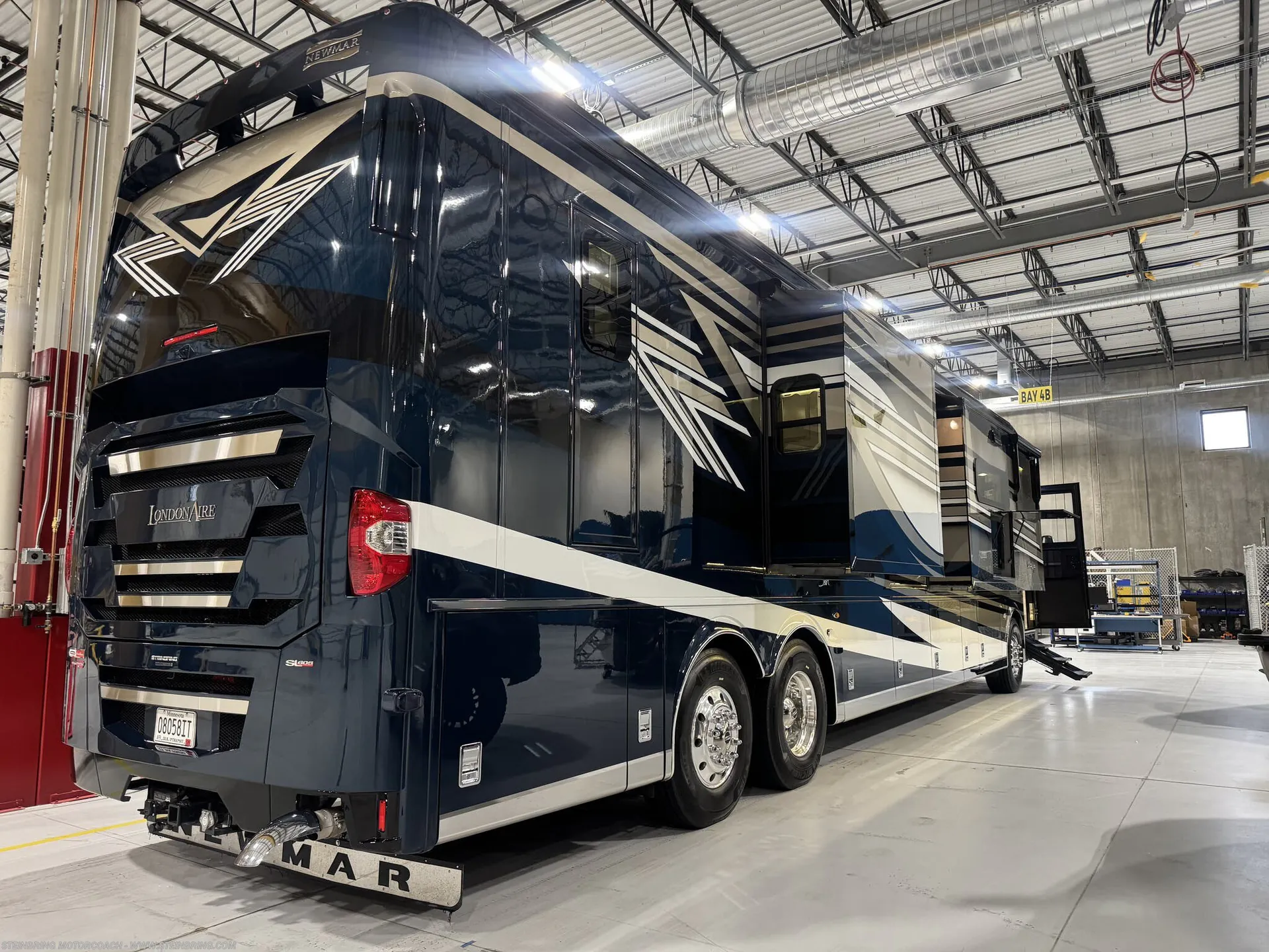 2026 Newmar London Aire 4551 - Photo 3