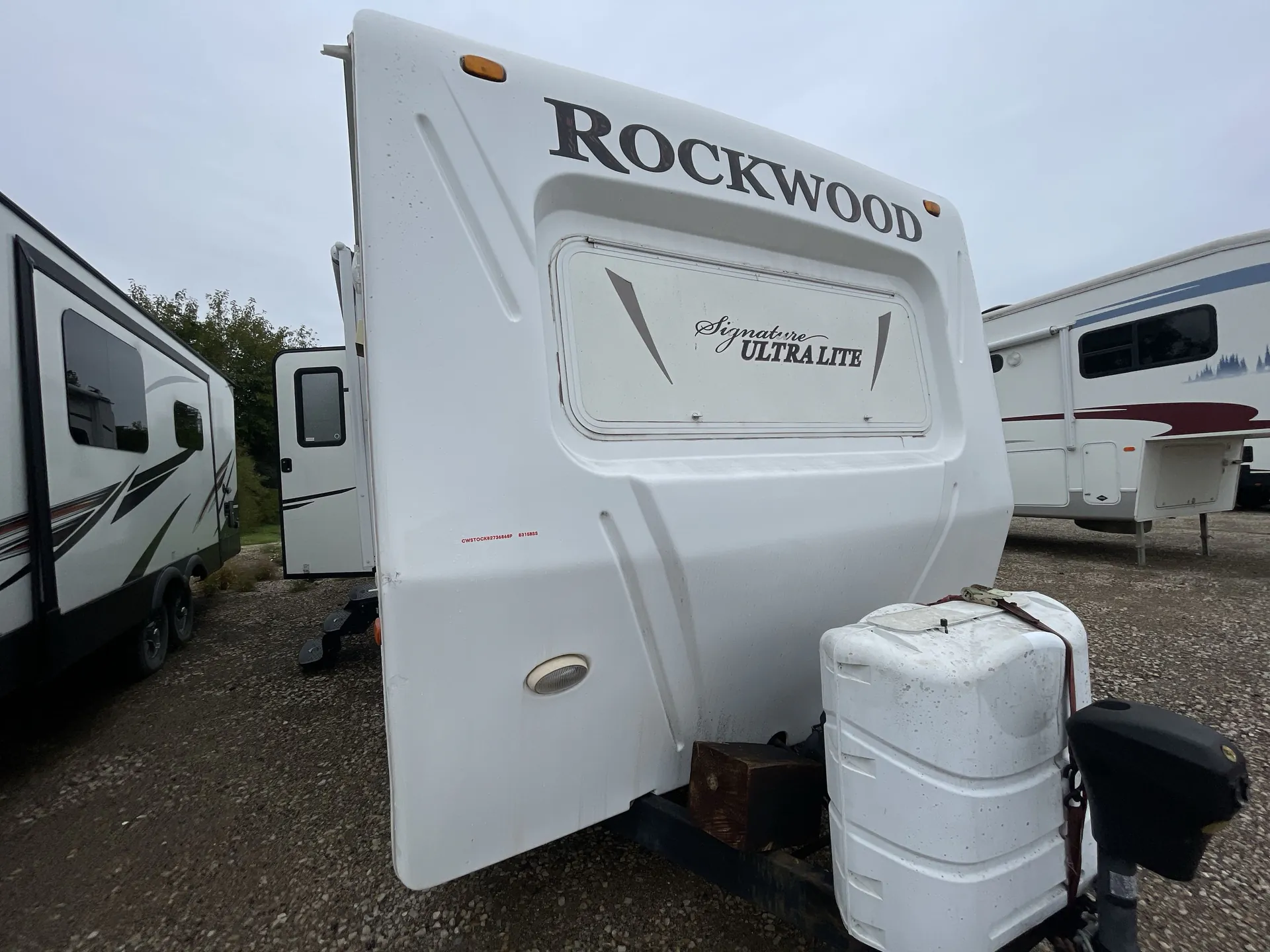 2011 Forest River Rockwood Signature Ultra Lite 8315BSS - Photo 2