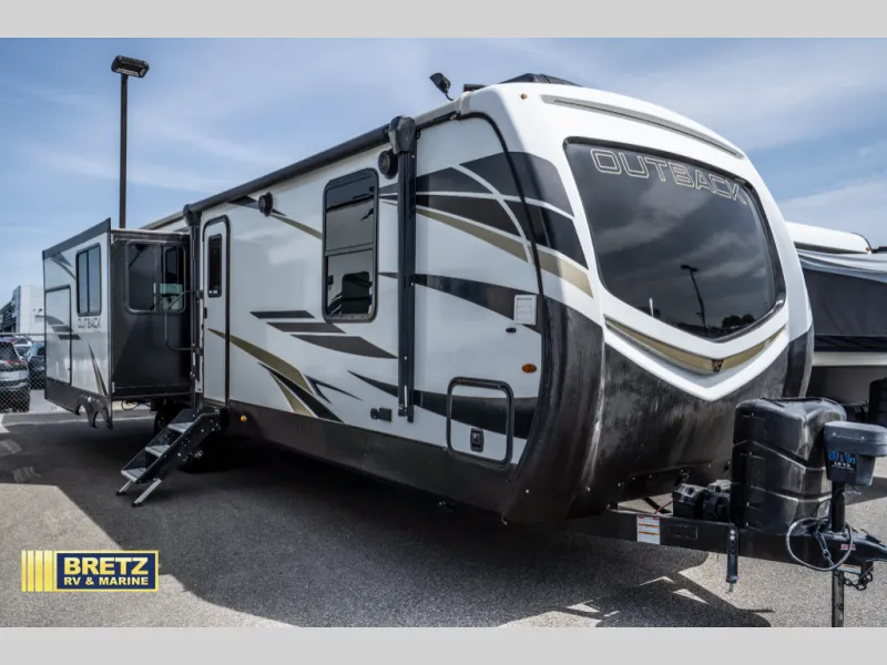 2022 Keystone Outback 330RL - Photo 2