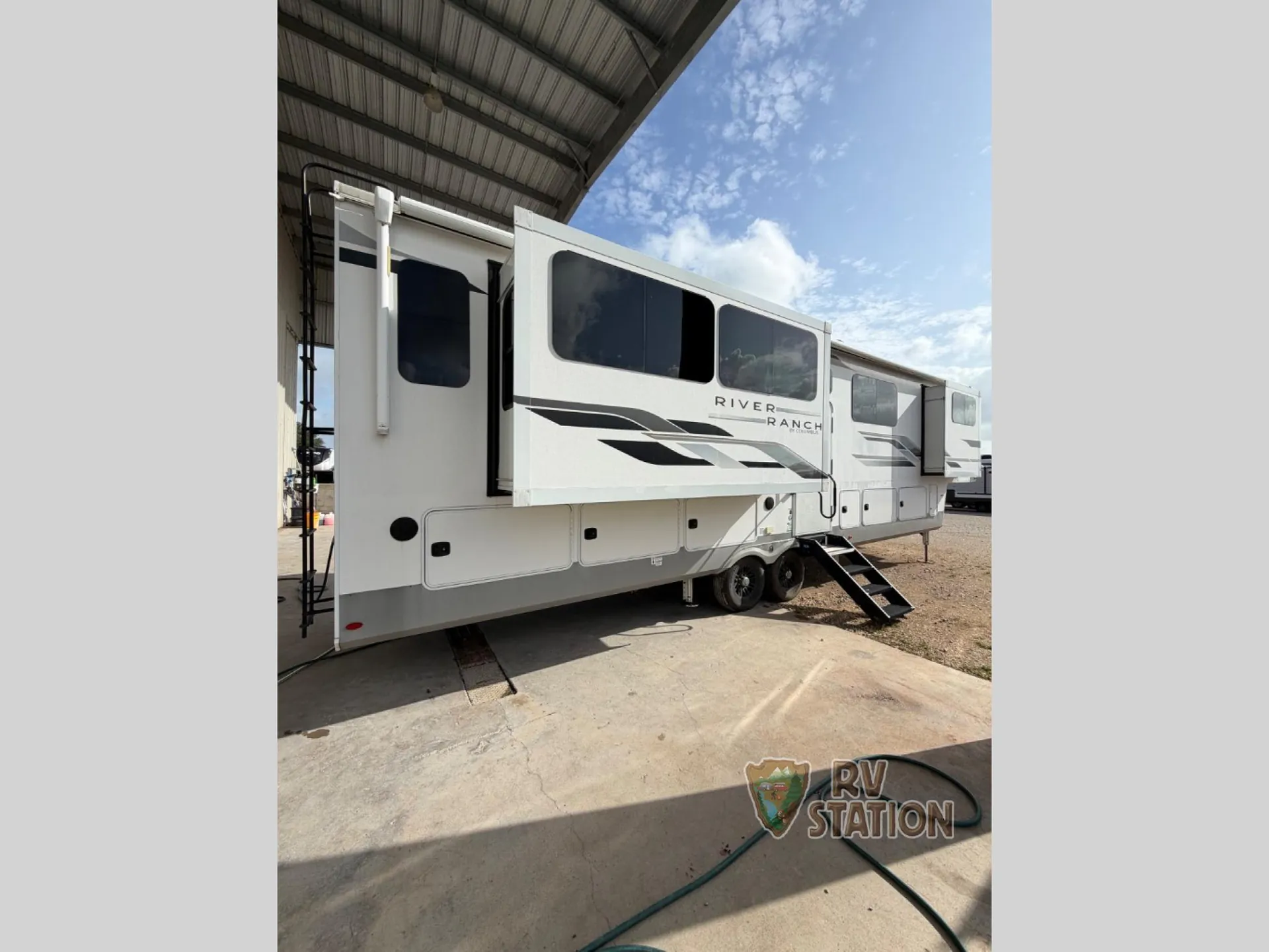 2021 Palomino River Ranch 392MB - Photo 4