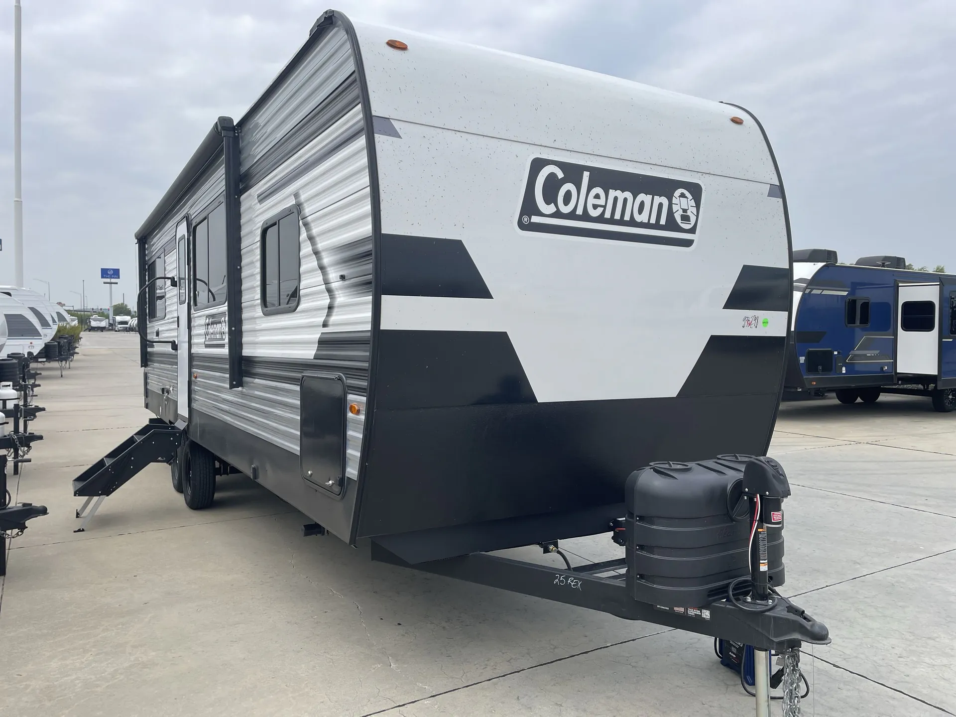 2026 Keystone Coleman Lantern 25REX - Photo 2