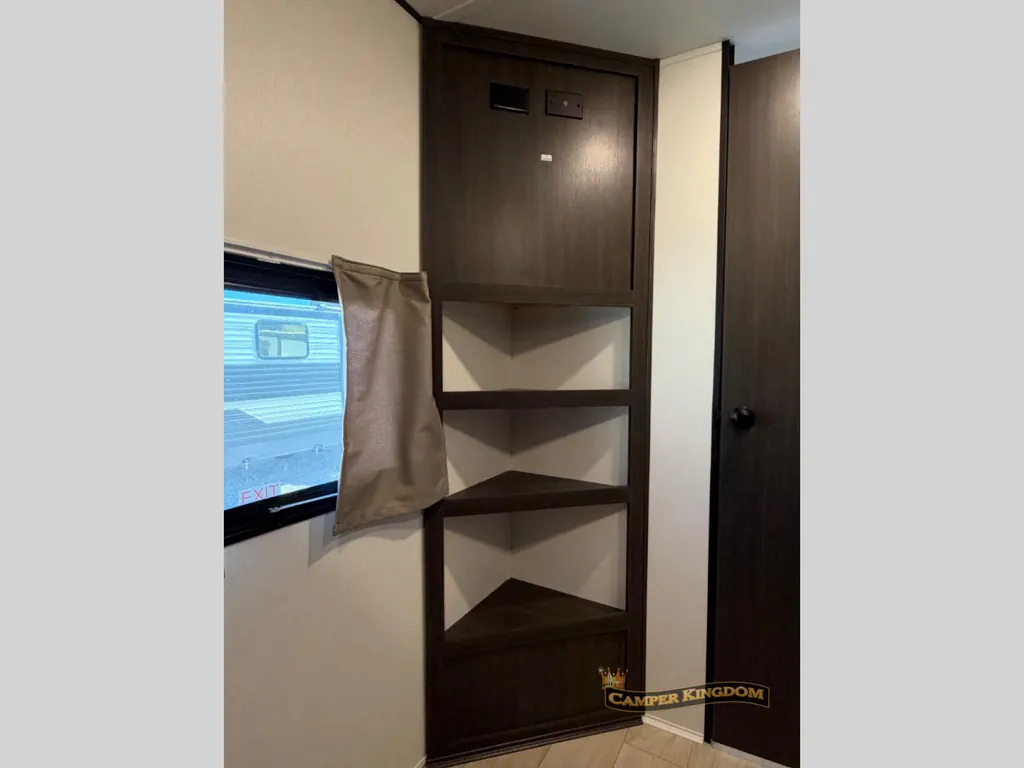 2027 Shasta I-5 530BQB, Photos photo 36