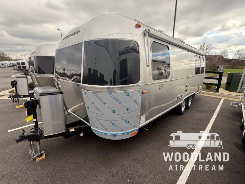 2026 Airstream Globetrotter 25FB - Photo 4