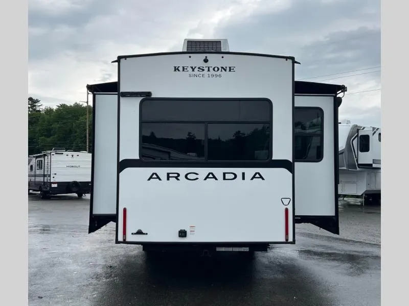 2026 Keystone Arcadia 3260RL - Photo 3