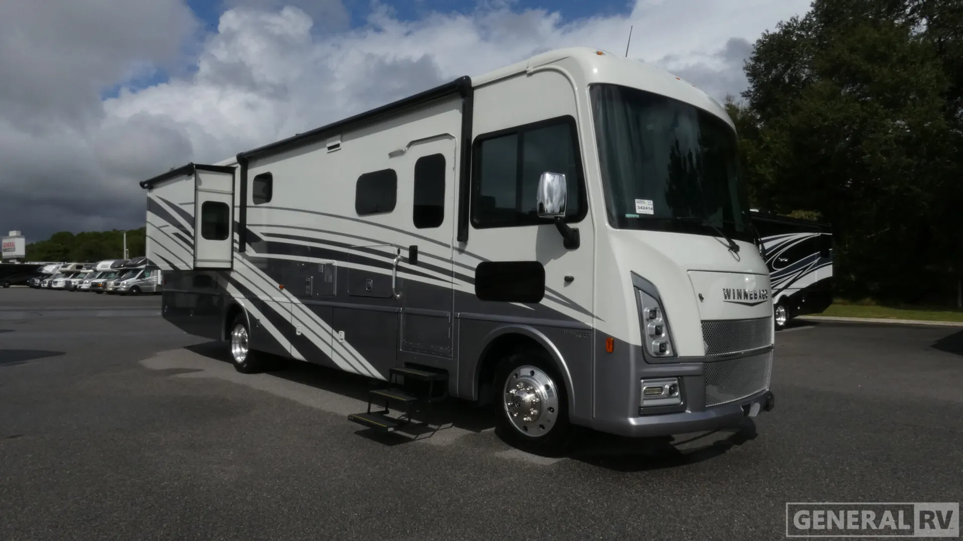 2026 Winnebago Adventurer 35F - Photo 2