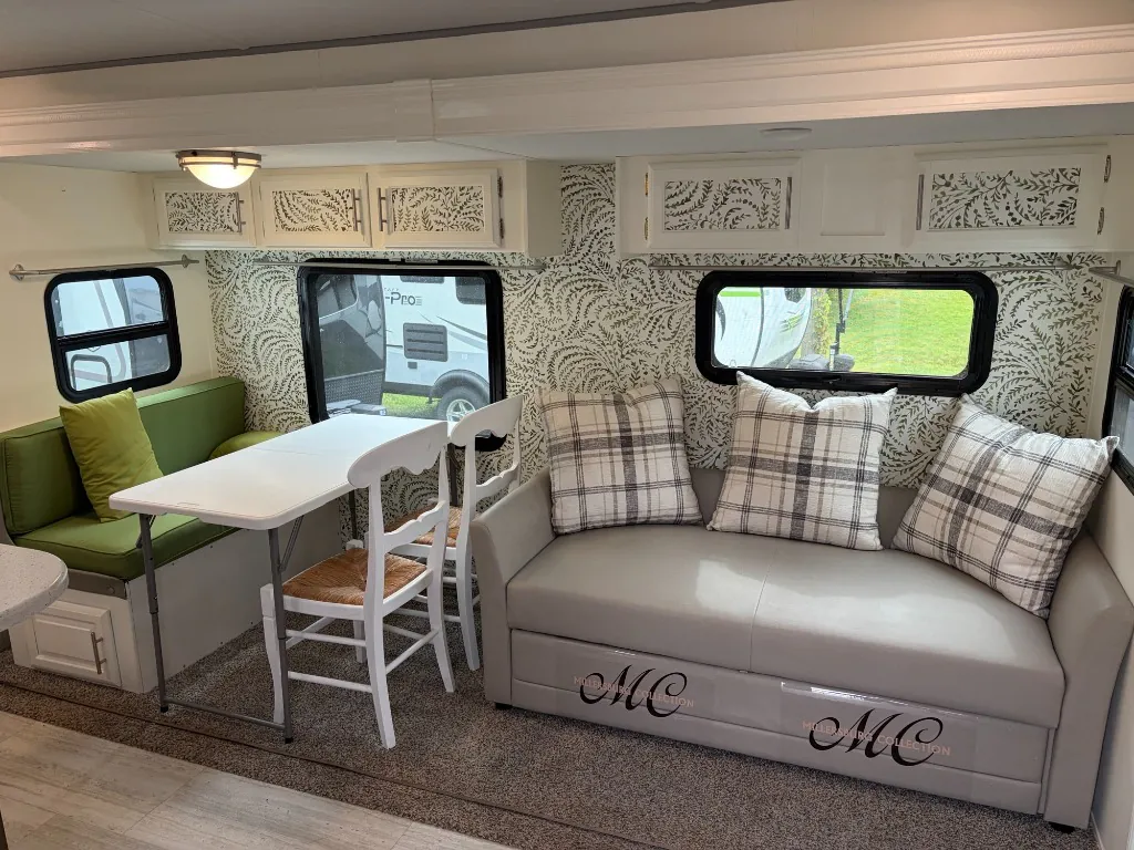 2020 Forest River Rockwood Roo 23IKSS — Photo 5