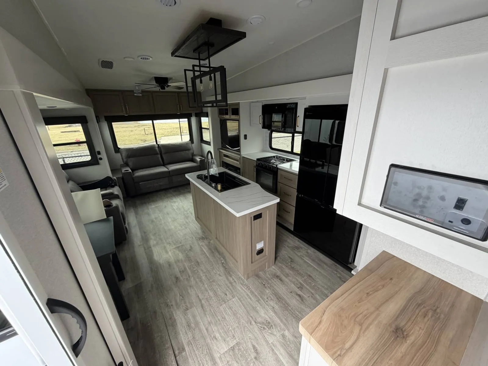 2026 Jayco Eagle 321RSTS - Photo 3