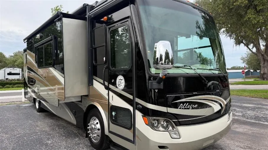 2013 Tiffin Allegro Breeze Vengence Rogue for sale - $69,995