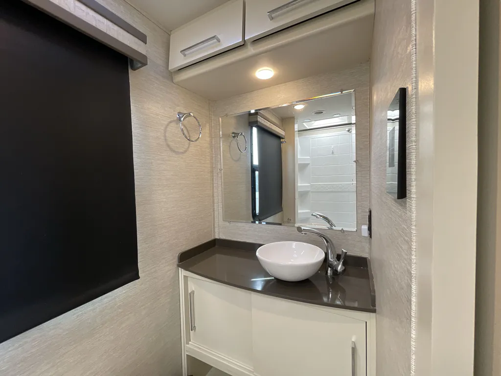 2020 Tiffin Wayfarer 25 RW, Photos photo 27