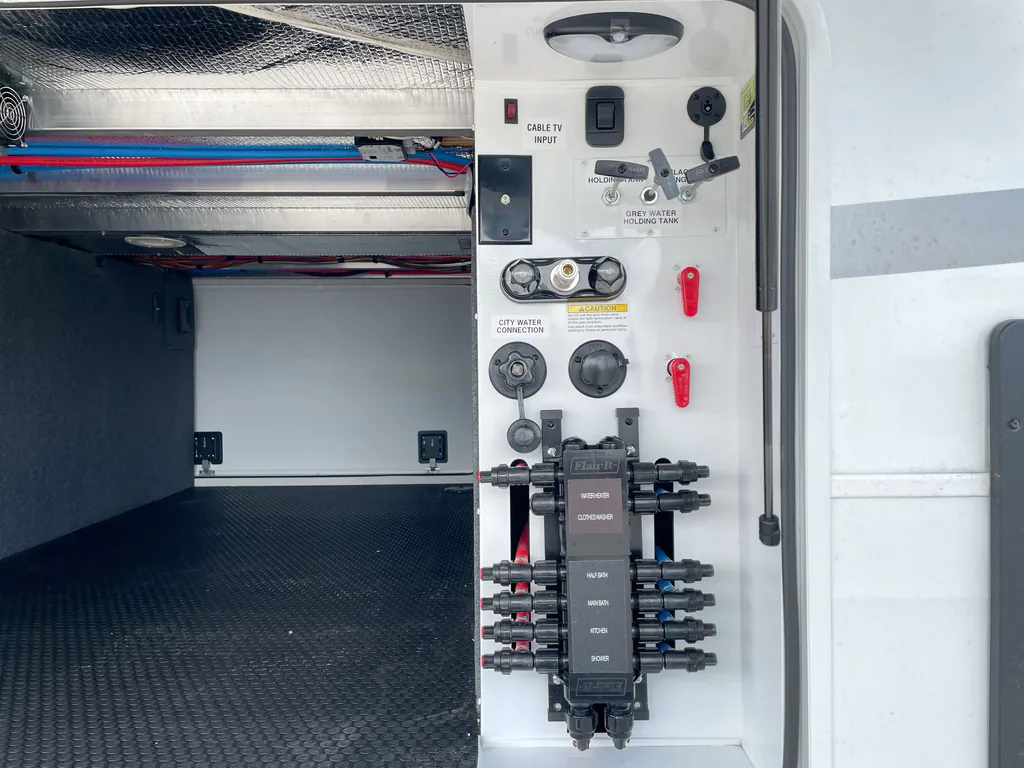 2027 Jayco Pinnacle 36FBTS, Photos photo 28