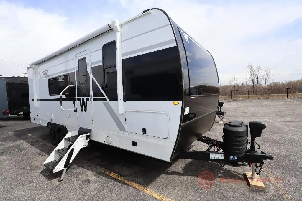 2026 Winnebago Thrive 22MLS - Photo 2
