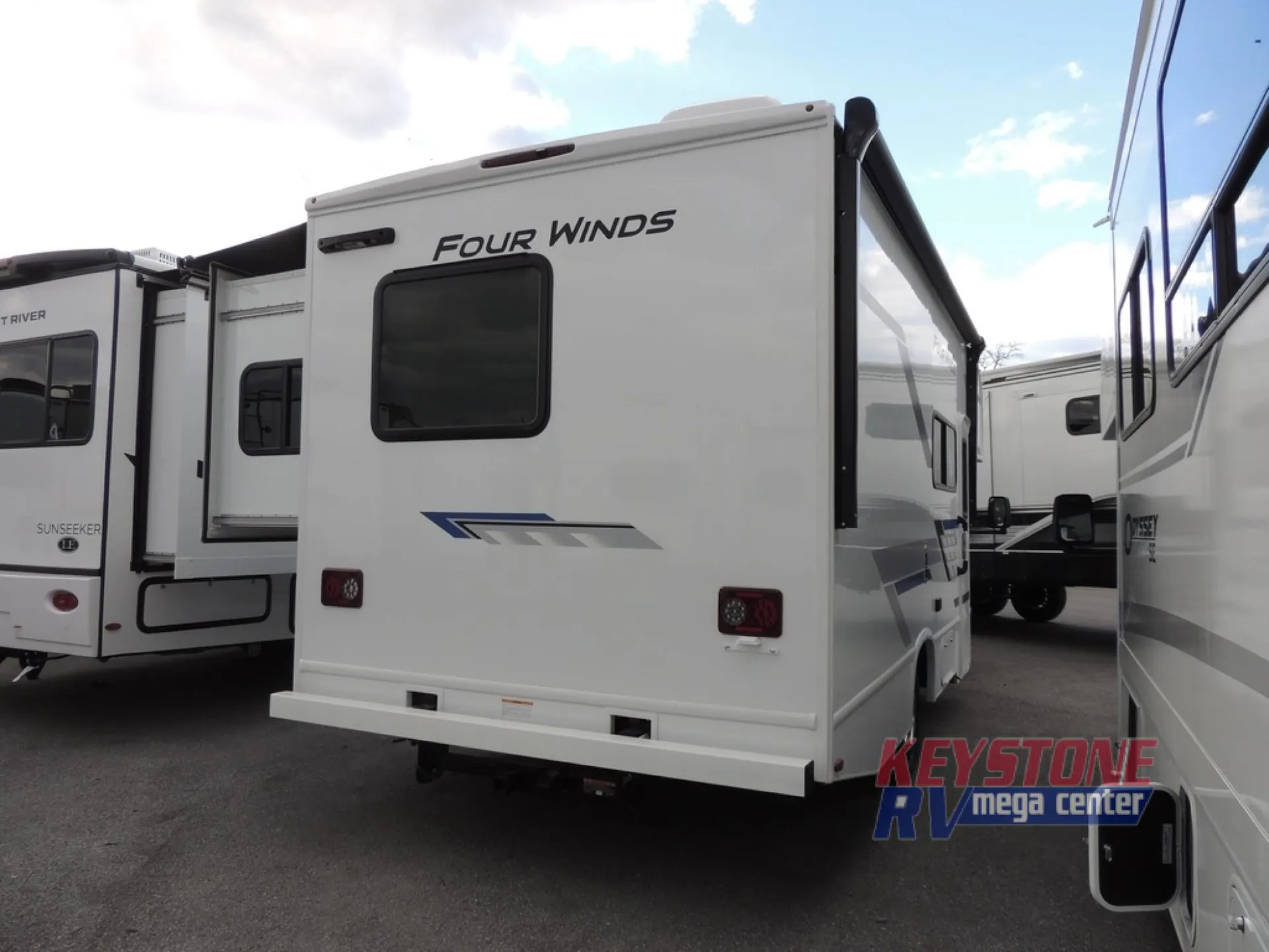 2026 Thor Motor Coach Four Winds 22Z - Photo 4