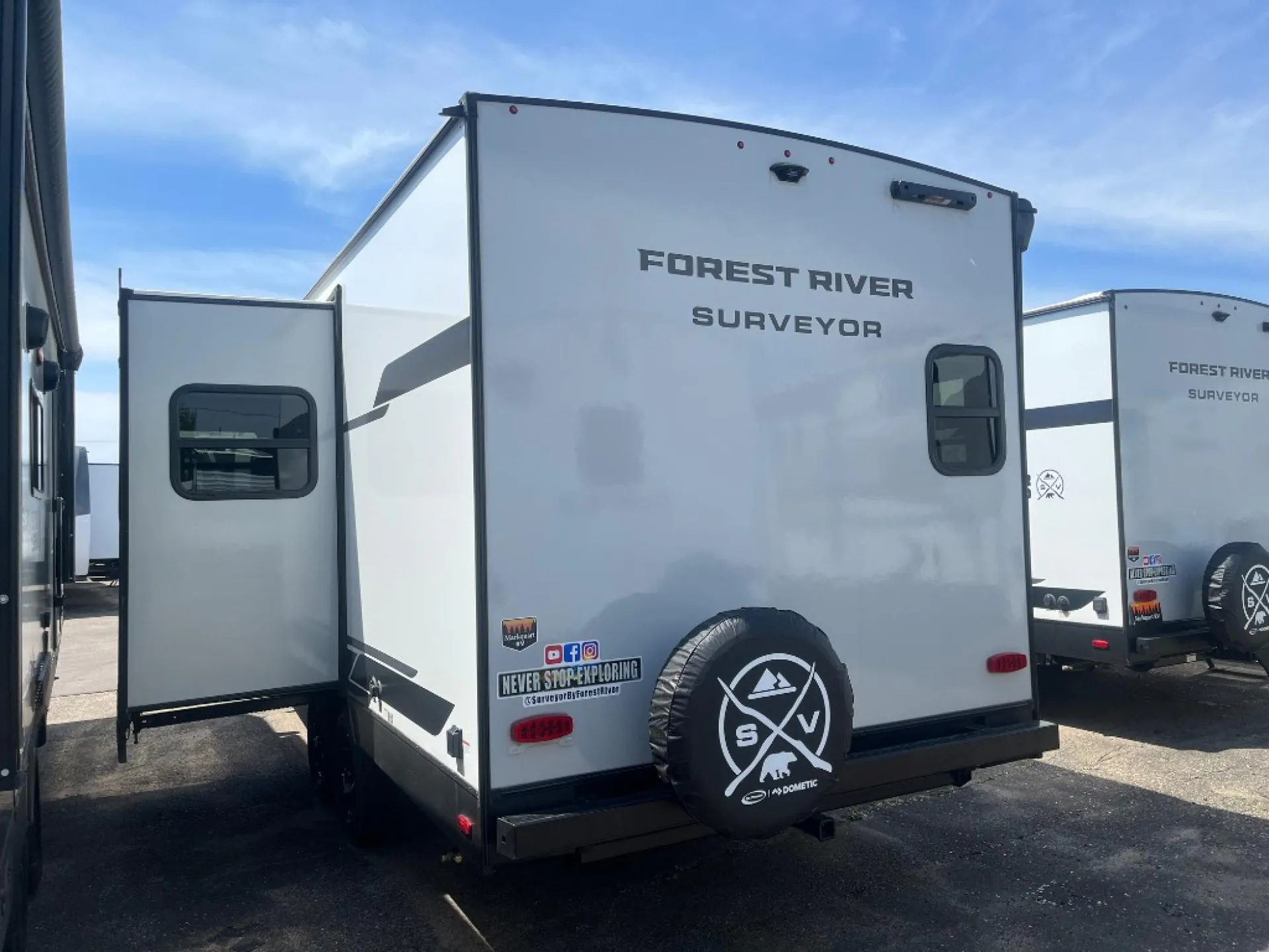 2026 Forest River Surveyor Legend 205RKLE - Photo 4