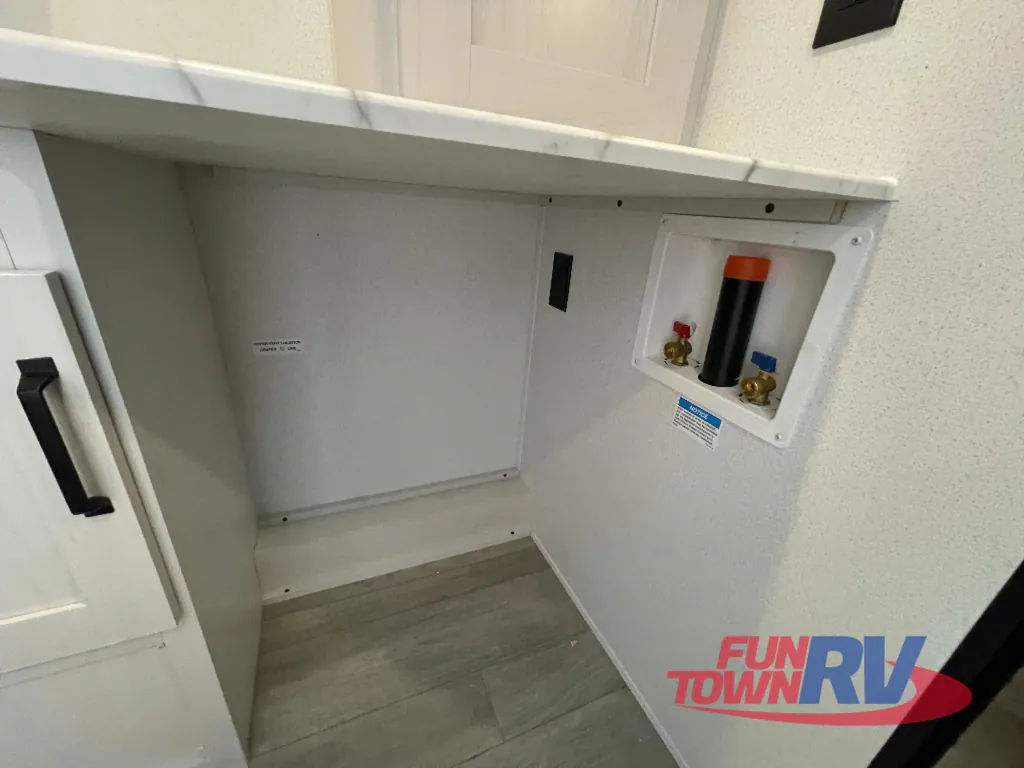 2026 Forest River Solaire 3150TBSS, Photos photo 37