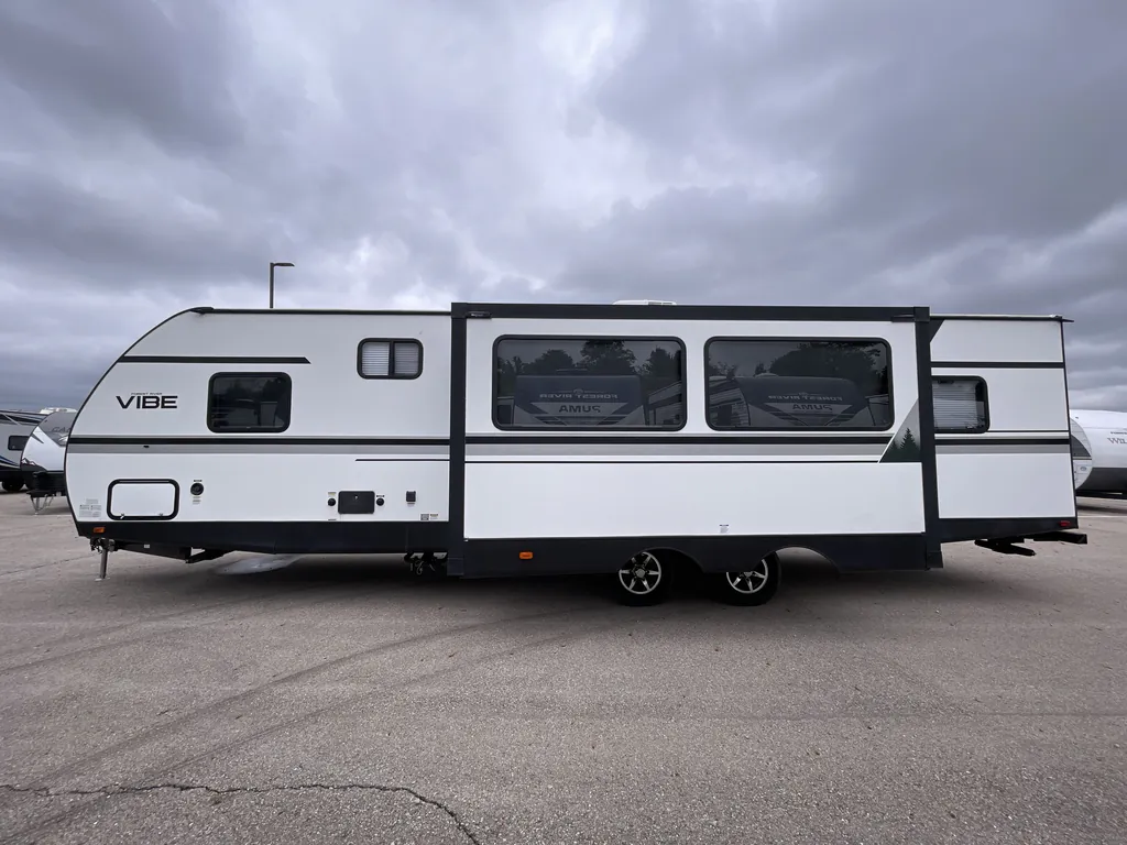 2021 Forest River Vibe 28BH, Photos photo 4