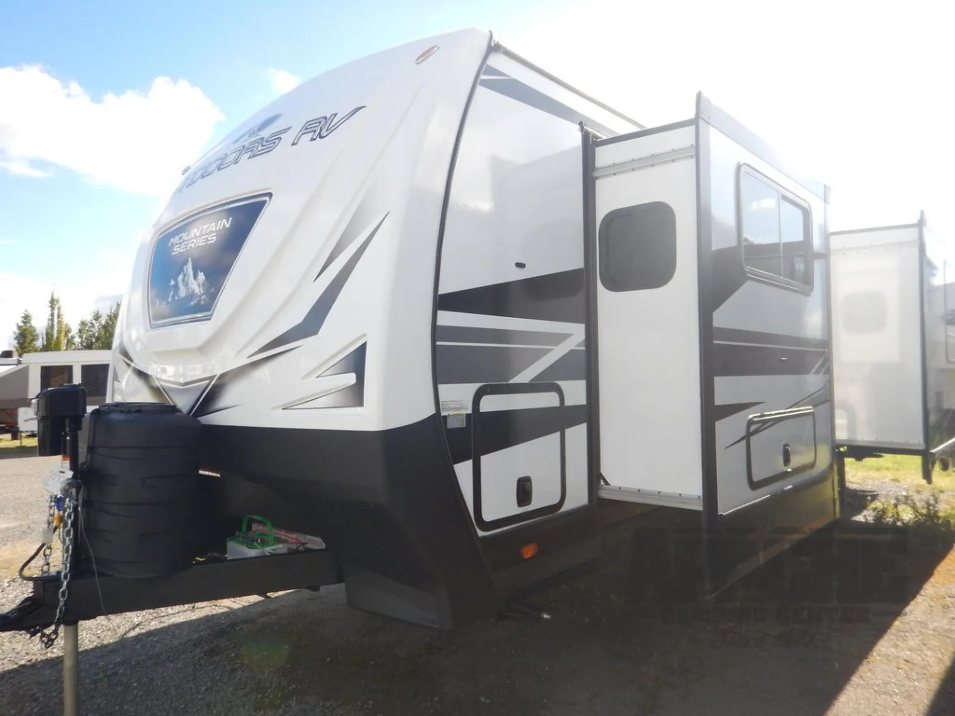 2025 Outdoors RV Black Stone Mountain Series 260KRS - Photo 4