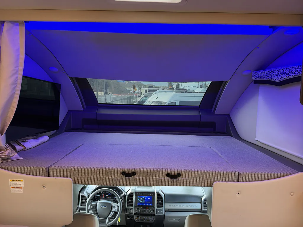 2023 Thor Motor Coach Magnitude RS36, Photos photo 13