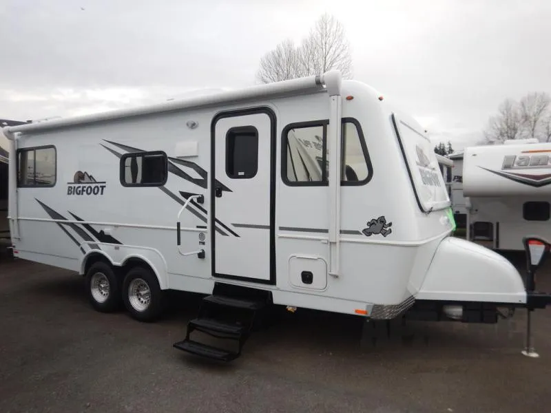 2026 Bigfoot Industries Bigfoot 2500 Series 25RQ - Photo 3