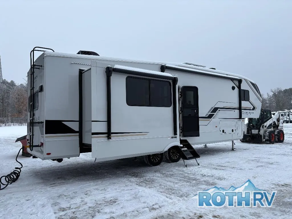 2026 Keystone Cougar Half-Ton 29MBD - Photo 4