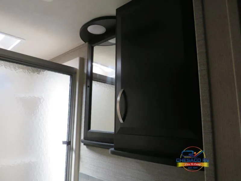 2018 Dutchmen RV Voltage Used    3605 - Photo 3