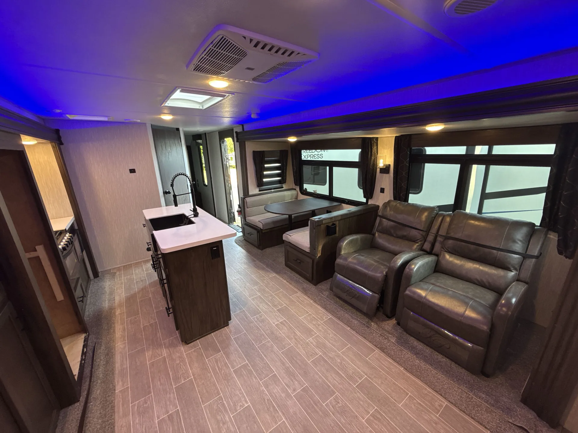 2021 Forest River Cherokee Black Label 274WKBL — living area main