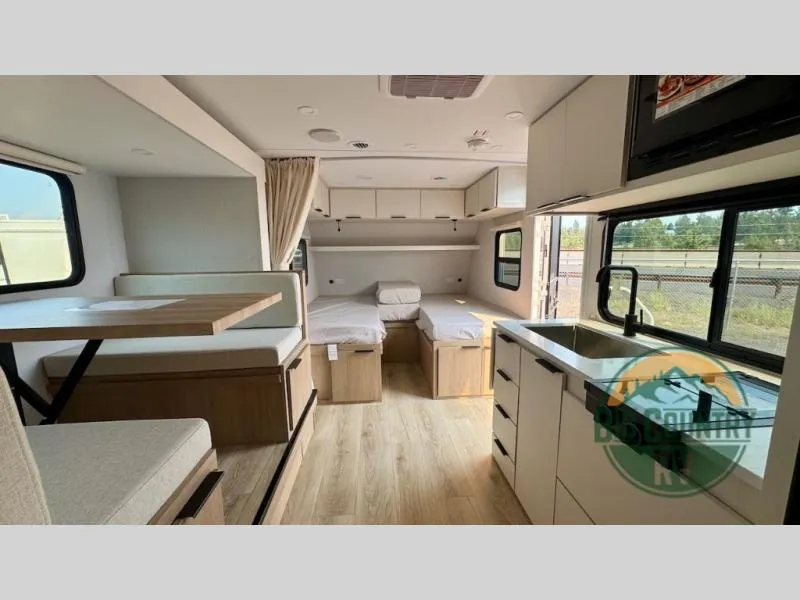 2026 Winnebago Micro Minnie 2108TB - Photo 3