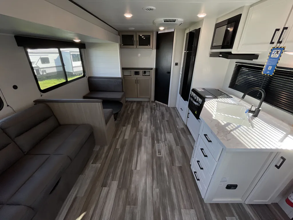 2026 Jayco Jay Flight SLX 262RLSW, Photos photo 2