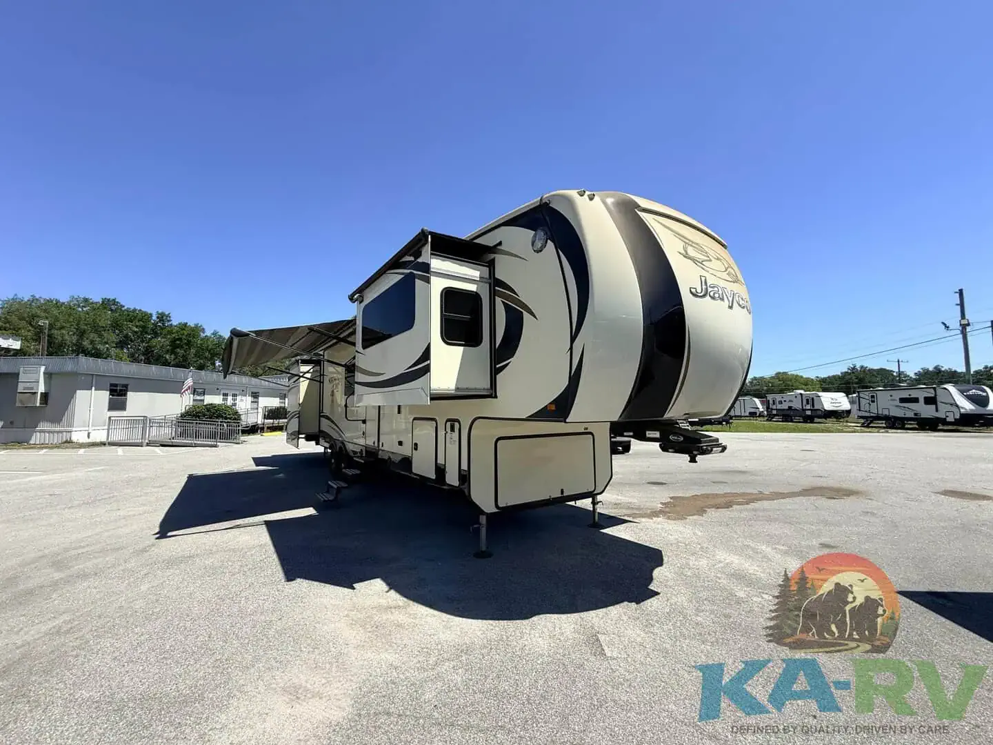 2016 Jayco North Point 383FLFS - Photo 2