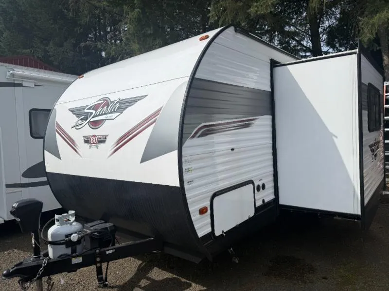 2023 Shasta Shasta 19BH - Photo 3