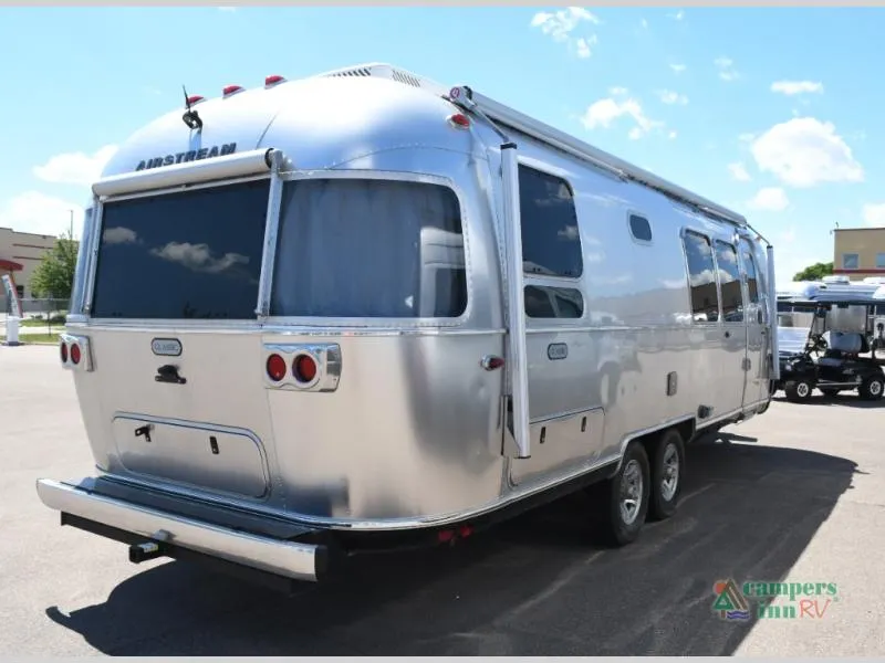 2025 Airstream Classic 28RB - Photo 3