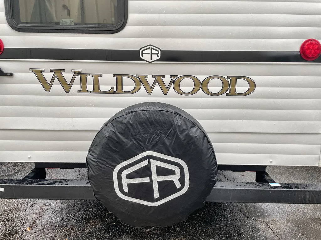 2026 Forest River Wildwood 300ICE, Photos photo 25