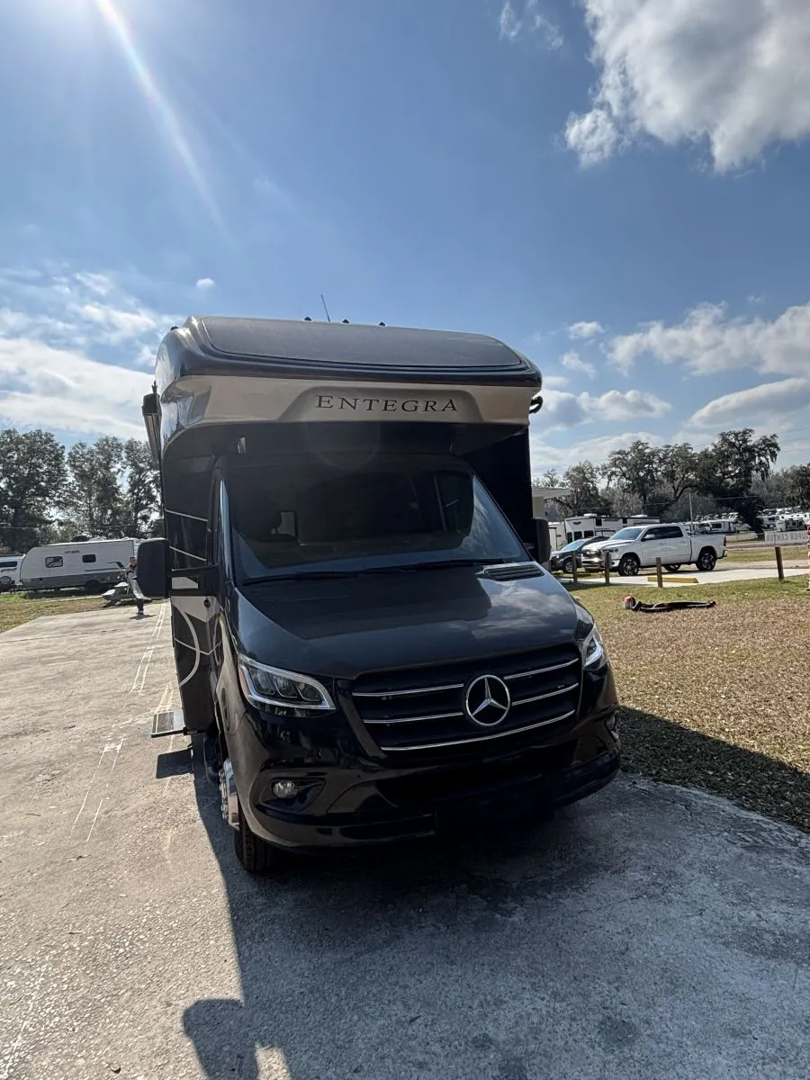 2022 Entegra Coach ENTEGRA USED    24L SPRINTER - Photo 3