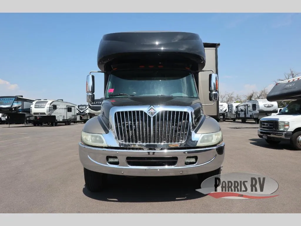 2008 Gulfstream Super Nova 6400BH - Photo 2
