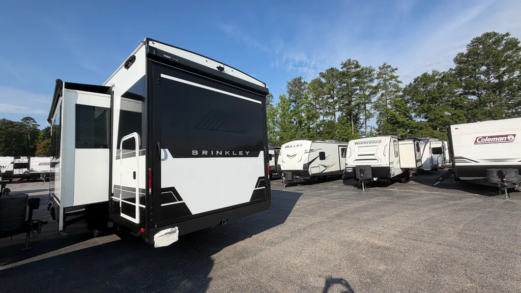 2025 Brinkley Model Z 3400, Photos photo 34