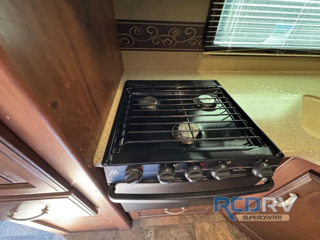 2015 Keystone Outback 298RE, Photos photo 18