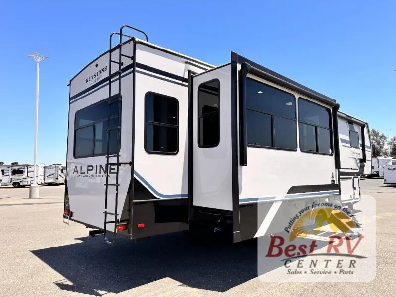 2026 Keystone Alpine Avalanche Edition 321RL - Photo 4