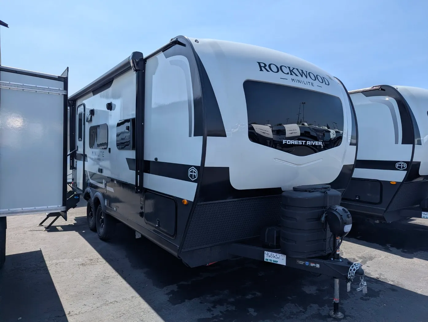 2026 Forest River Rockwood Mini Lite 2109S - Photo 2