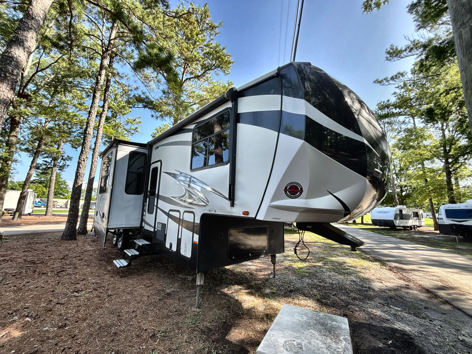 2018 Heartland Torque 345 - Photo 2
