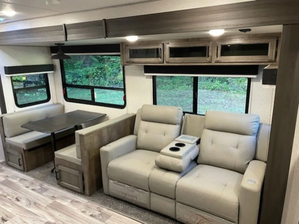 2024 Venture RV SportTrek ST291VRK - Photo 4
