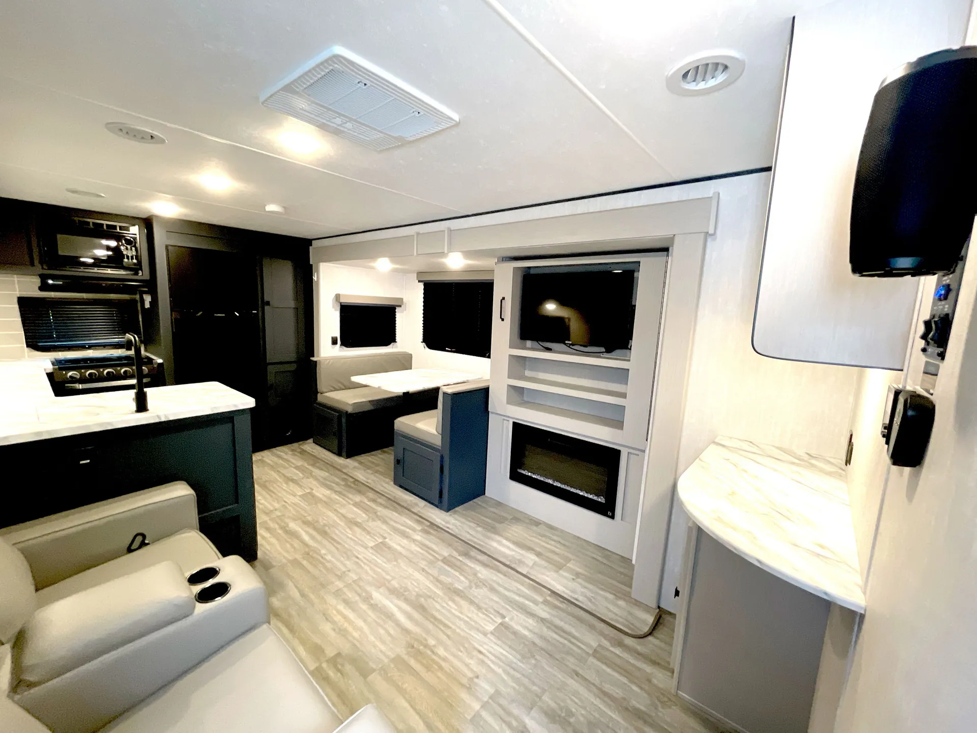 2024 Coachmen Apex 264RKS — living area main