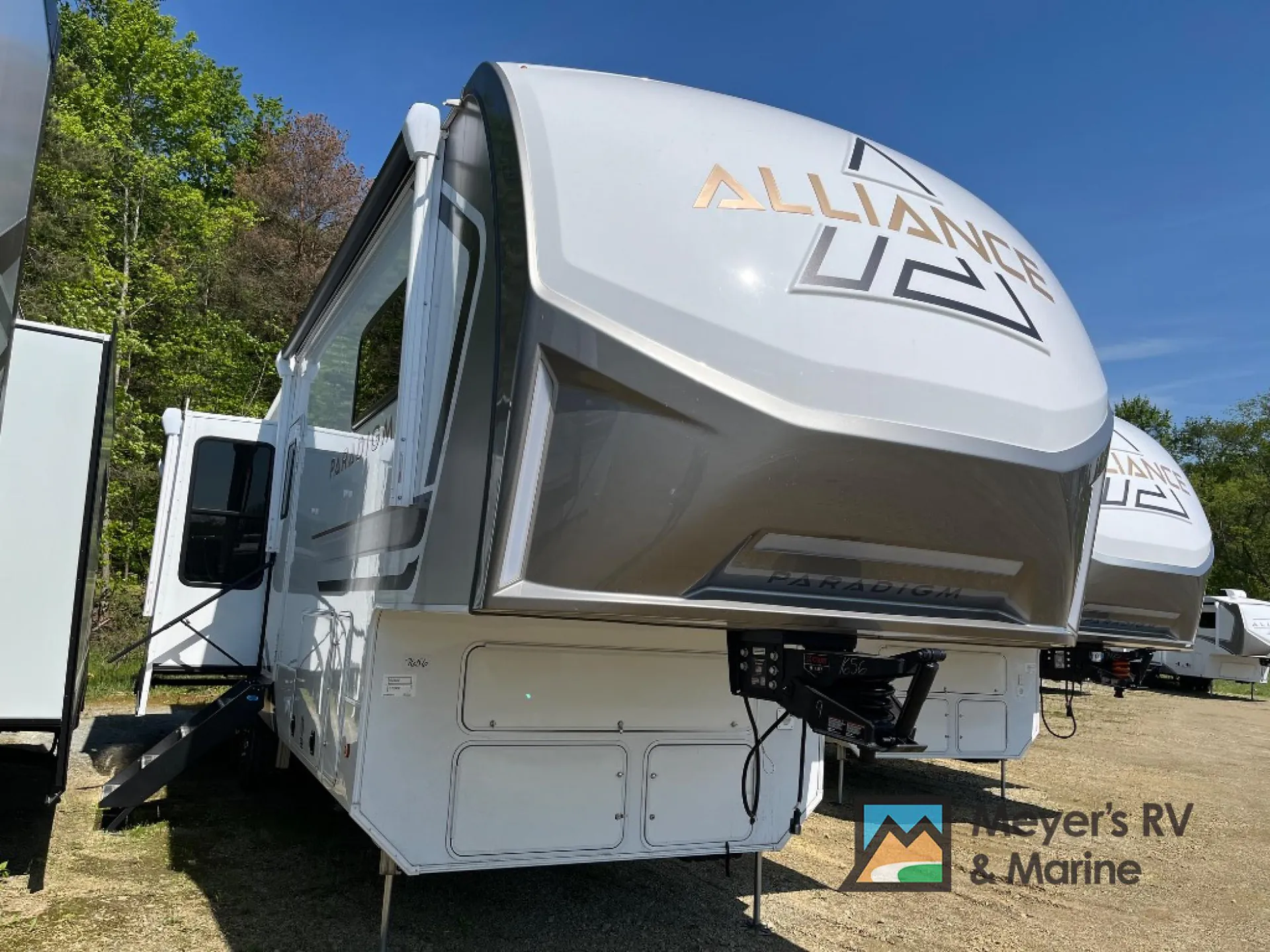 2026 Alliance RV Paradigm 312RK - Photo 2