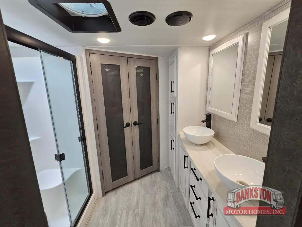2023 Keystone Montana 3901RK, Photos photo 36