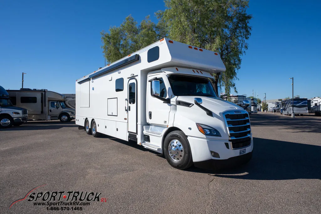2022 Renegade RV Classic 41CRB - Photo 2