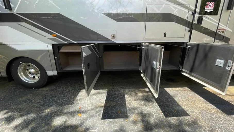 2026 Entegra Coach Accolade 37K, Photos photo 11