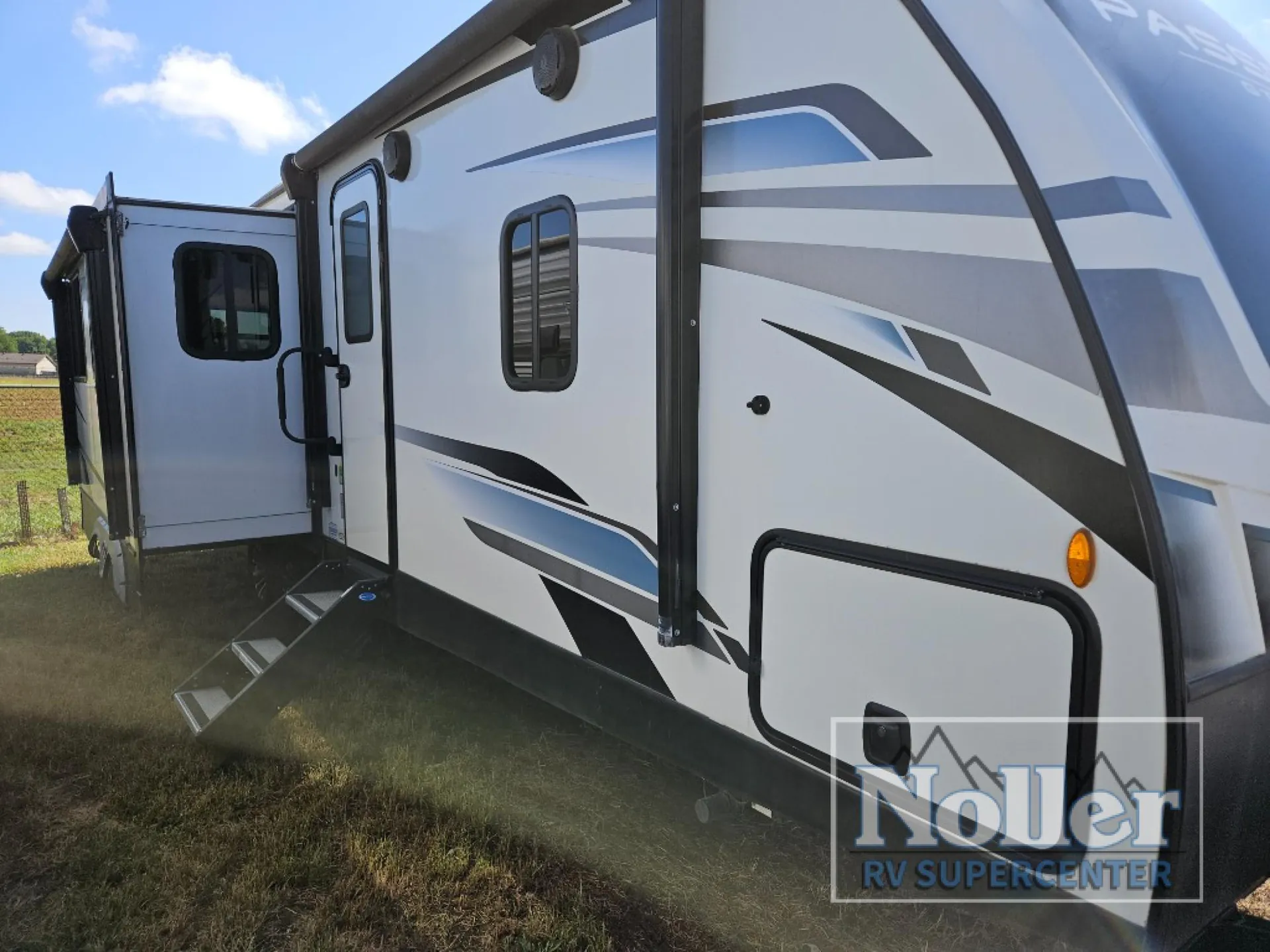 2023 Keystone Passport GT 2700RL - Photo 2