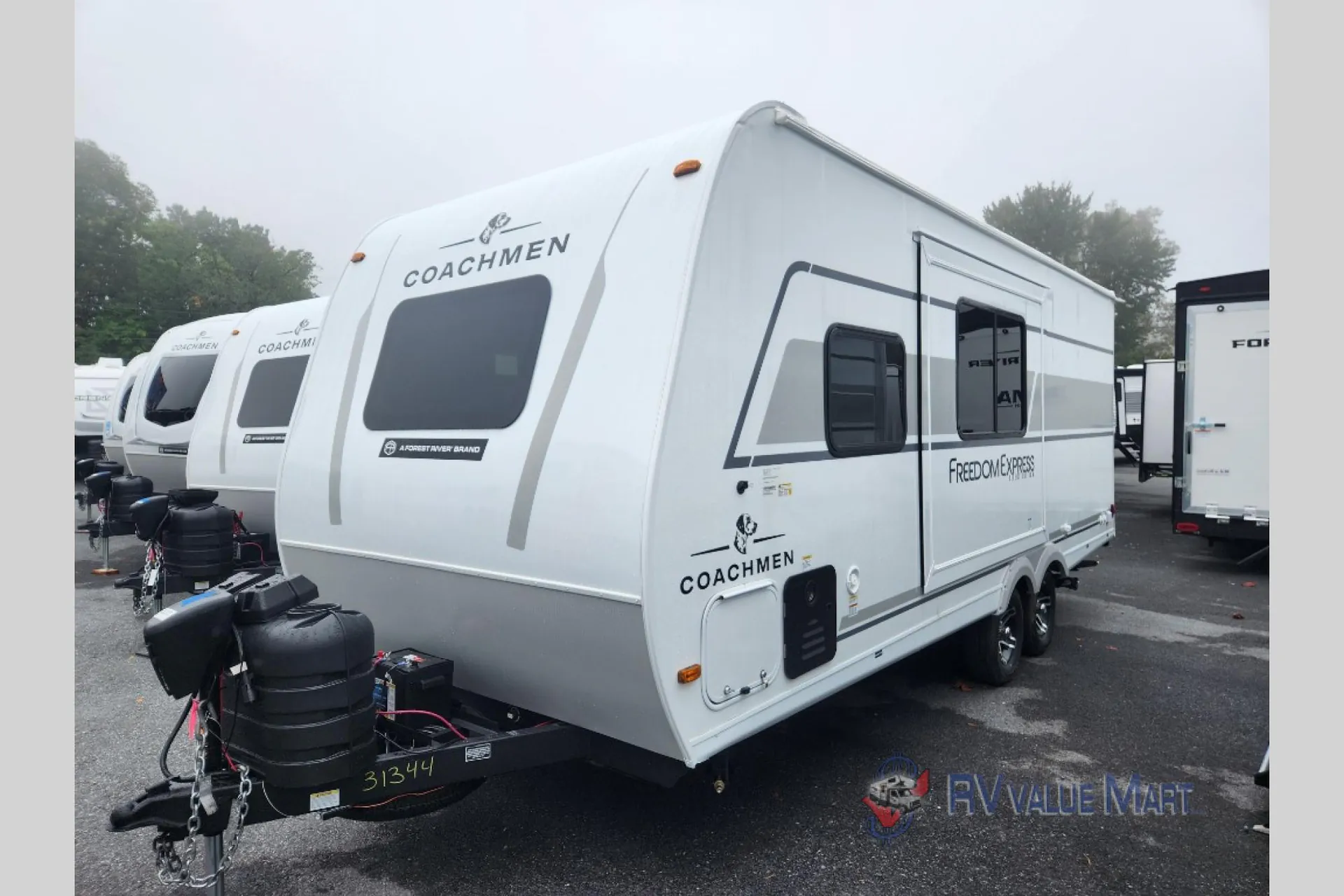 2026 Coachmen Freedom Express Select 21SE - Photo 4