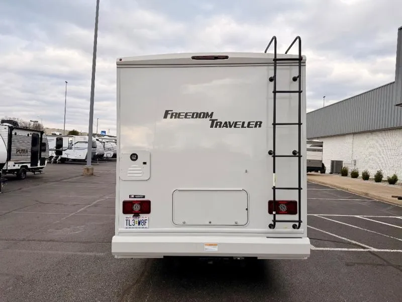2026 Thor Motor Coach Freedom Traveler 26A - Photo 4